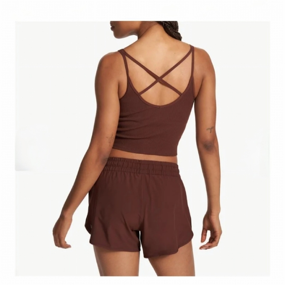 VUORI Ribbed Crop Tank - Picture 3 of 7